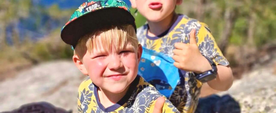 Glade drenge med Xplora Smartwatch