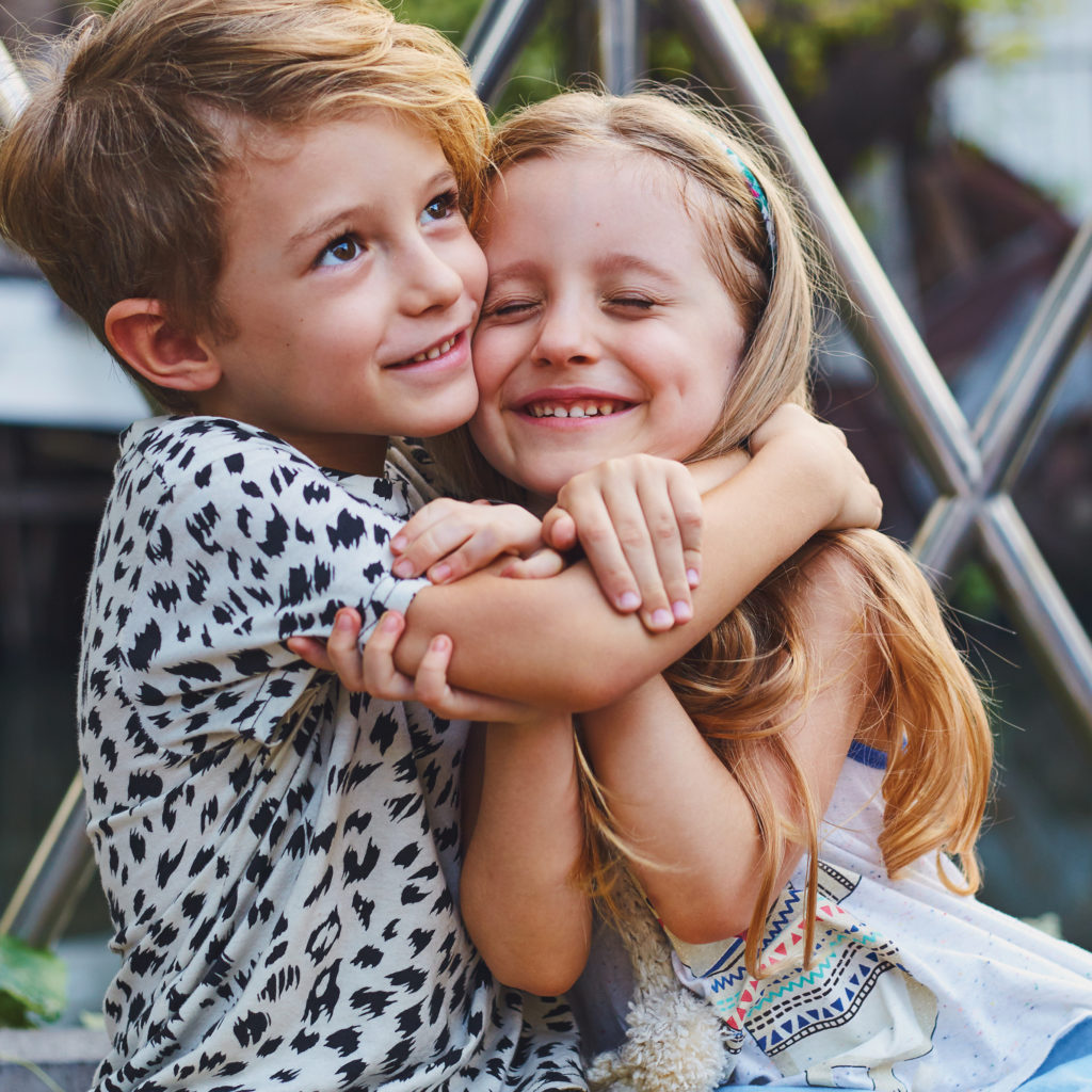 4 fordele ved at have søskende